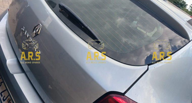 2017 Renault Sandero Stepway 900T Stripping for Spares