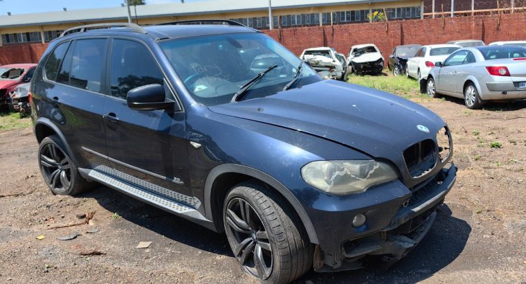 bmw 2012 x5 e70 n62 (2)