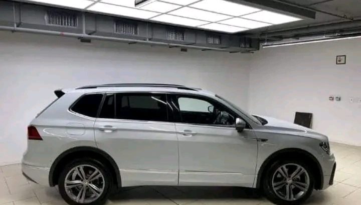 2019 Volkswagen Tiguan 4 Motion Highline R-Line
