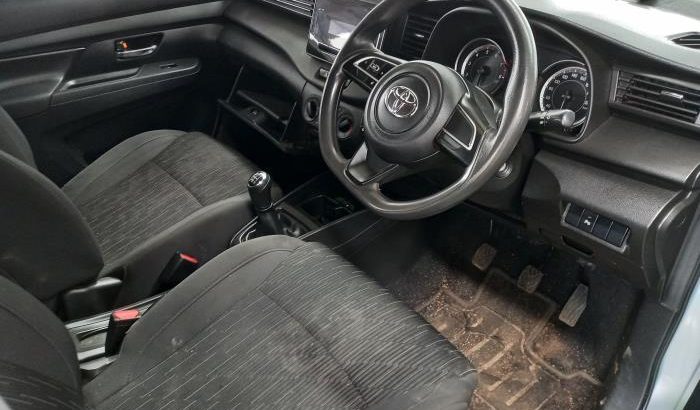 Toyota Rumion 1.5 TX AT