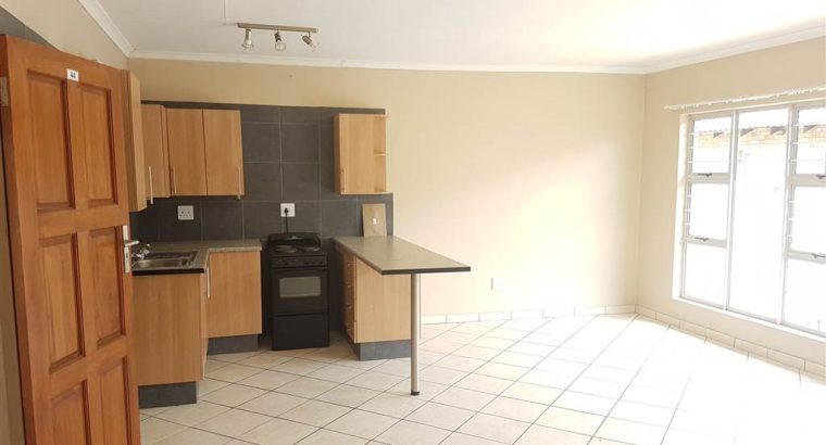 2 Bedroom Town House in Vaalpark Sasolburg