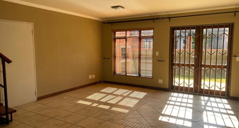 2 Bedroon town house in Waterval East
