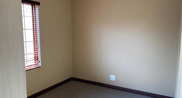 2 Bedroon town house in Waterval East