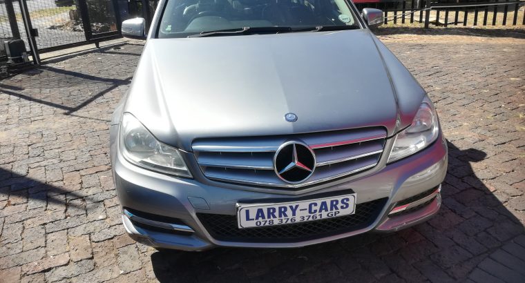 Mercedes Benz C200 2012