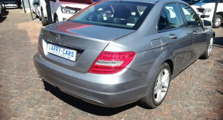 Mercedes Benz C200 2012