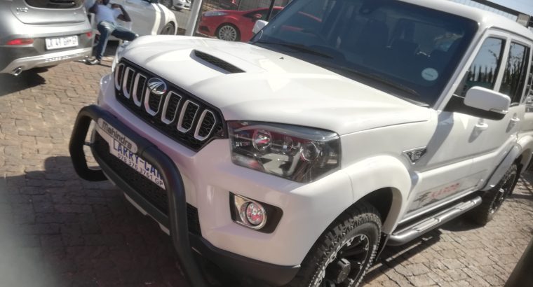 Mahindra Pick Up 4×2 Scorpion X 11 2022 Double Cab White
