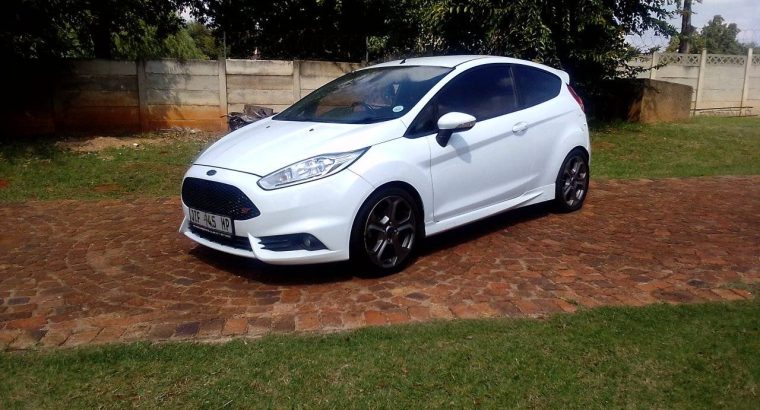2016 FORD FIESTA 1.6 ST ECOBOOST MANUAL