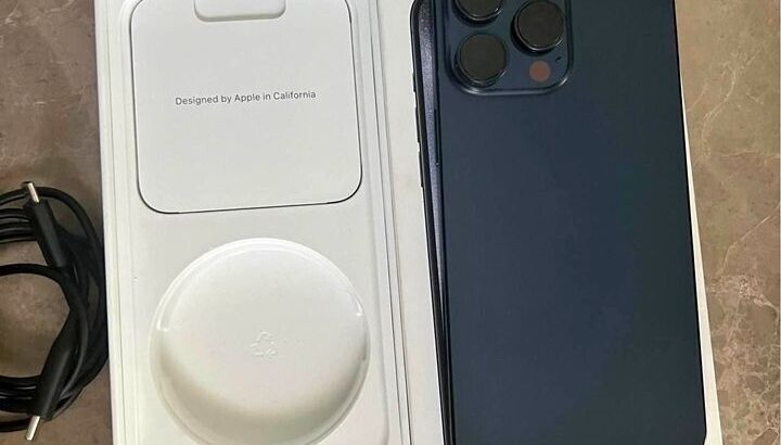 Apple iPhone 15 Pro Max – 256 GB