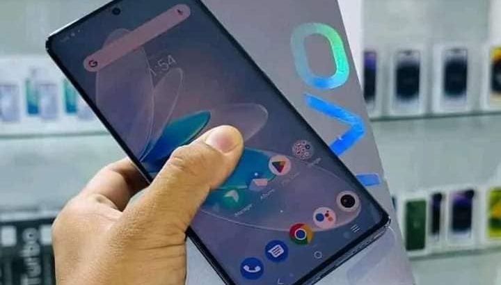 VIVO V 27 Pro