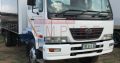 2011 Nissan UD90 8TON Tautliner truck
