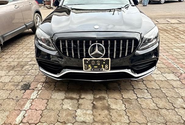Mercedes-Benz C series. 2015 Model.