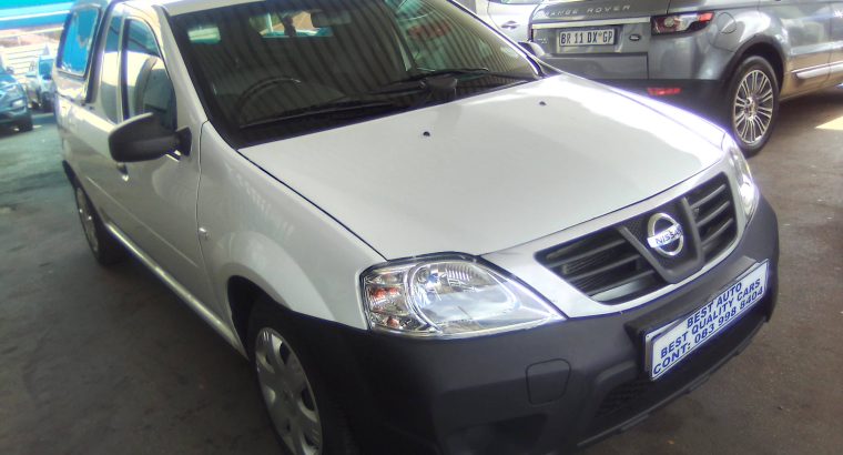 Pre-owned 2017 Nissan Np200 1.6 Engine Capacity Canopy with Manue