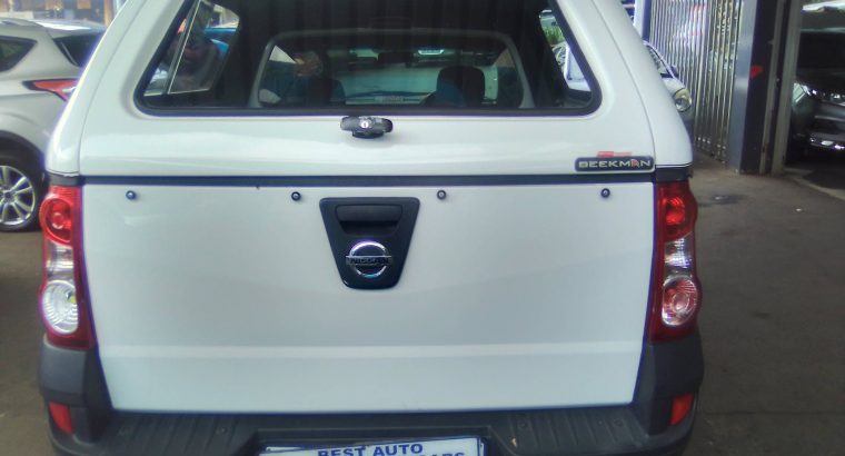 Pre-owned 2017 Nissan Np200 1.6 Engine Capacity Canopy with Manue