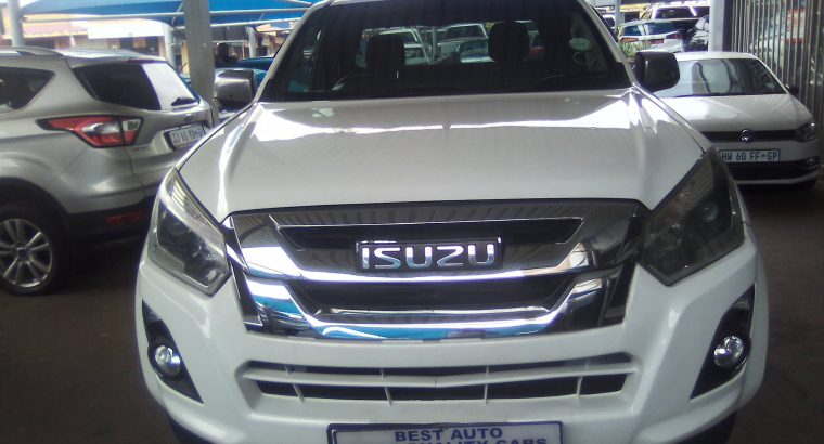 Pre-owned 2018 Isuzu KB-300 3.0 Engine Capacity LX 4×2 Extra Ca