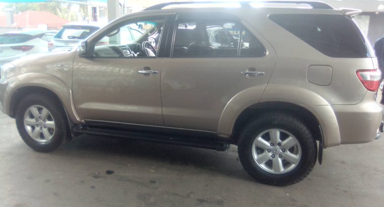 Pre-owned 2011 Toyota Fortune 3.0 Engine Capacity D4D with Auto