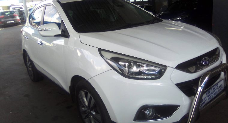 Pre-owned 2015 Hyundai IX35 2.0 Engine Capacity with Manuel Tran