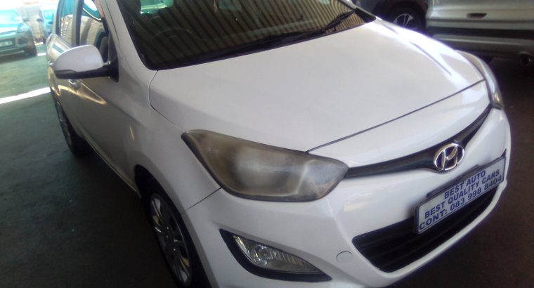 Pre-owned 2013 Hyundai i20 1.6 Engine Capacity with Manuel Tran