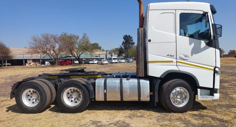 2020 VOLVO FH 440 HORSE FOR SALE