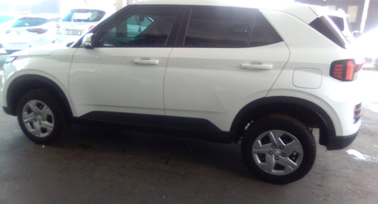 Pre-owned 2023 Hyundai Venue 1.2 Engine Capacity SUV with Manuel