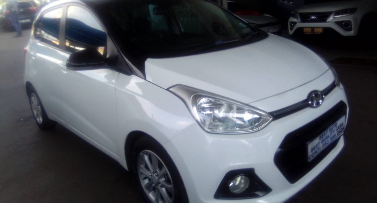 Pre-owned 2015 Hyundai i10 1.0 Engine Capacity Grand with Manuel