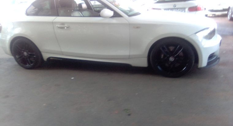 Pre-owned 2009 BMW 125i E82 1 Series M-Sport with Manuel Transm