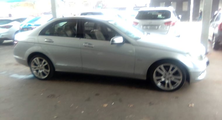 Pre-owned 2010 Mercedes Benz C-180 with Automatic Transmission, E