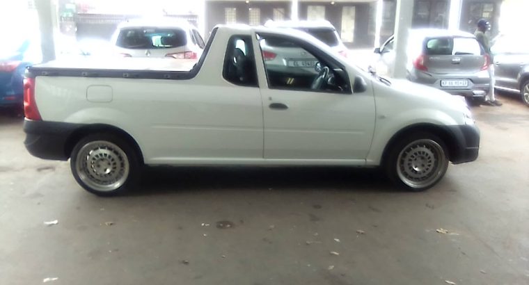 Pre-owned 2020 Nissan Np-200 1.6 Engine Capacity with Manuel Tra