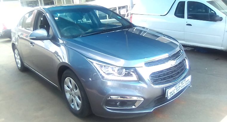 Pre-owned 2017 Chevrolet Crzue 1.6 Engine Capacity Sedan with Ma