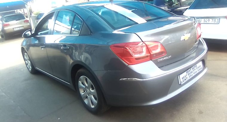 Pre-owned 2017 Chevrolet Crzue 1.6 Engine Capacity Sedan with Ma