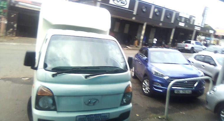 Pre-owned 2009 Hyundai H100 2.6 Engine Capacity with Manuel Trans