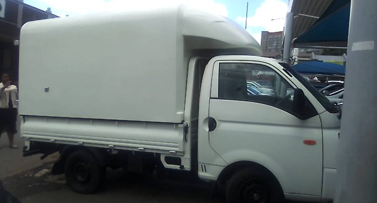 Pre-owned 2009 Hyundai H100 2.6 Engine Capacity with Manuel Trans