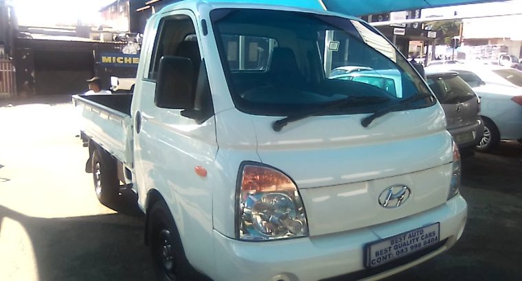 Pre-owned 2007 Hyundai H-100 2.6 Engine Capacity with Manuel Tran