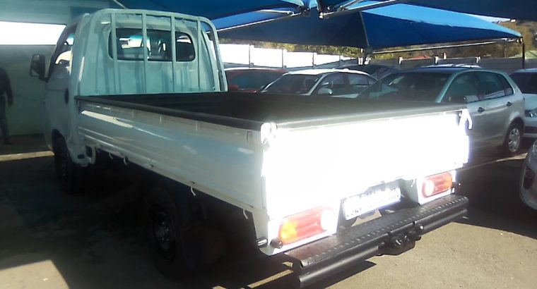 Pre-owned 2007 Hyundai H-100 2.6 Engine Capacity with Manuel Tran