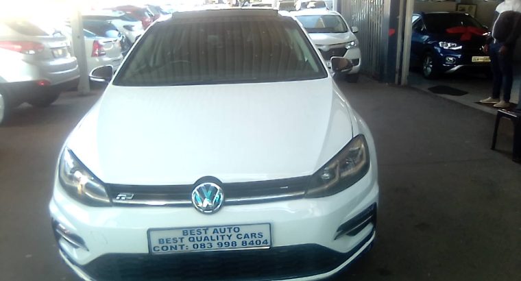 Pre-owned 2019 VW Golf 7 2.0 Engine Capacity R-Line with Automati