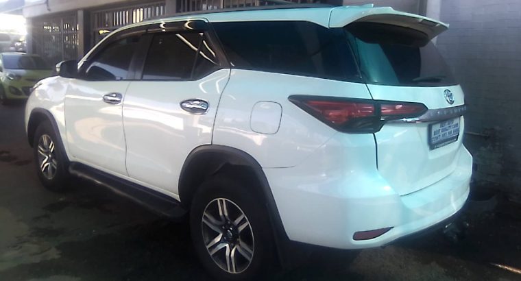 Pre-owned 2017 Toyota Fortune 2.4 Engine Capacity GD6 with Automa