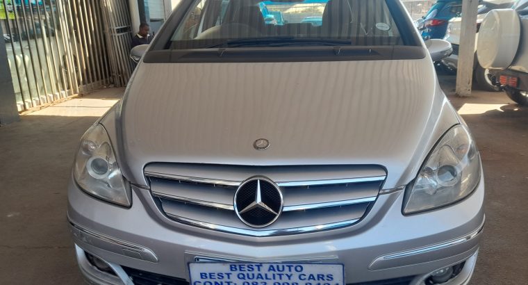 Pre-owned 2008 Mercedes Benz B-200 with Automatic Transmission El