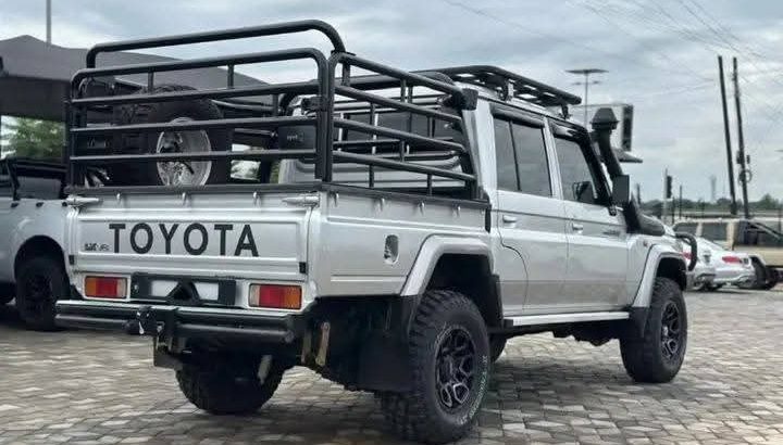 2020 Land cruiser 79 series manual transmission