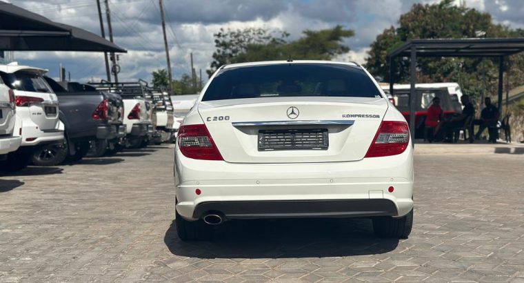 Mercedes Benz c200 compressor unregistered