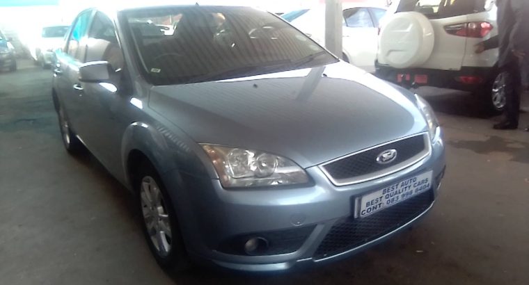 Pre-owned 2008 Ford Focus 2.0 Engine Capacity Sedan with Automa