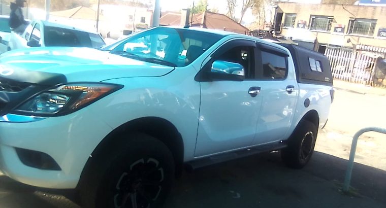 Pre-owned 2015 Mazda BT-50 2.2 Engine Capacity Double Cab Canopy