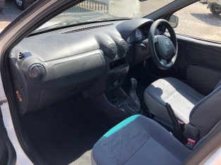 2014 Nissan NP200 1.6i (aircon)