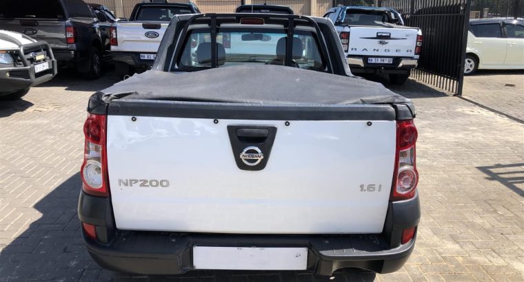 2014 Nissan NP200 1.6i (aircon)